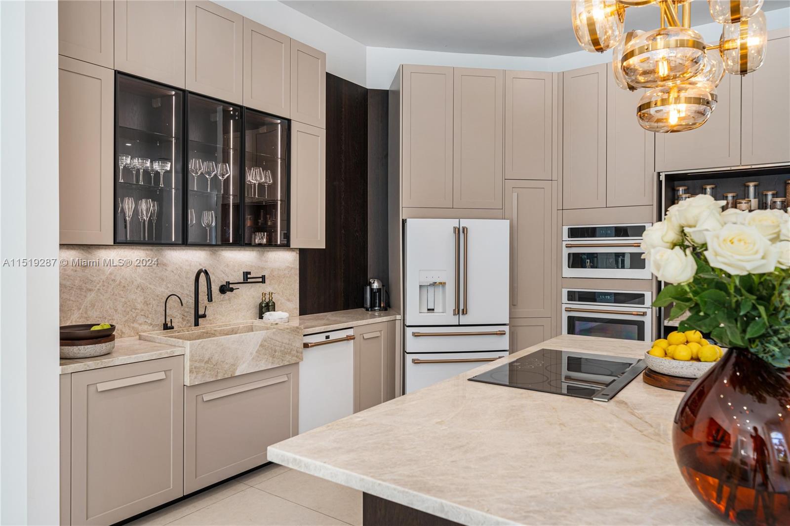 5731 185th Way, Southwest Ranches, FL, 33332 United States, 4 Bedrooms Bedrooms, ,4 BathroomsBathrooms,Residential,For Sale,185th Way,A11519287