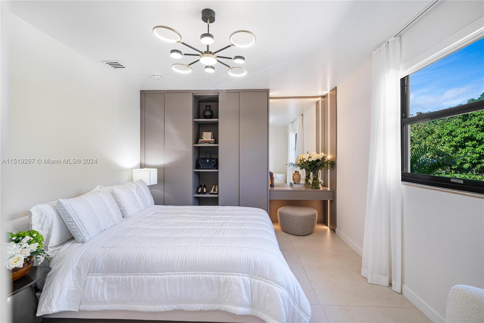 5731 185th Way, Southwest Ranches, FL, 33332 United States, 4 Bedrooms Bedrooms, ,4 BathroomsBathrooms,Residential,For Sale,185th Way,A11519287