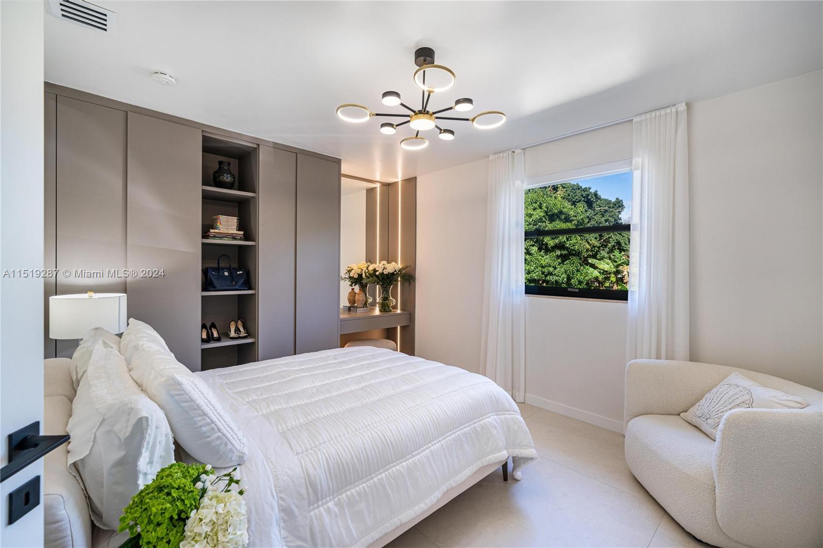 5731 185th Way, Southwest Ranches, FL, 33332 United States, 4 Bedrooms Bedrooms, ,4 BathroomsBathrooms,Residential,For Sale,185th Way,A11519287