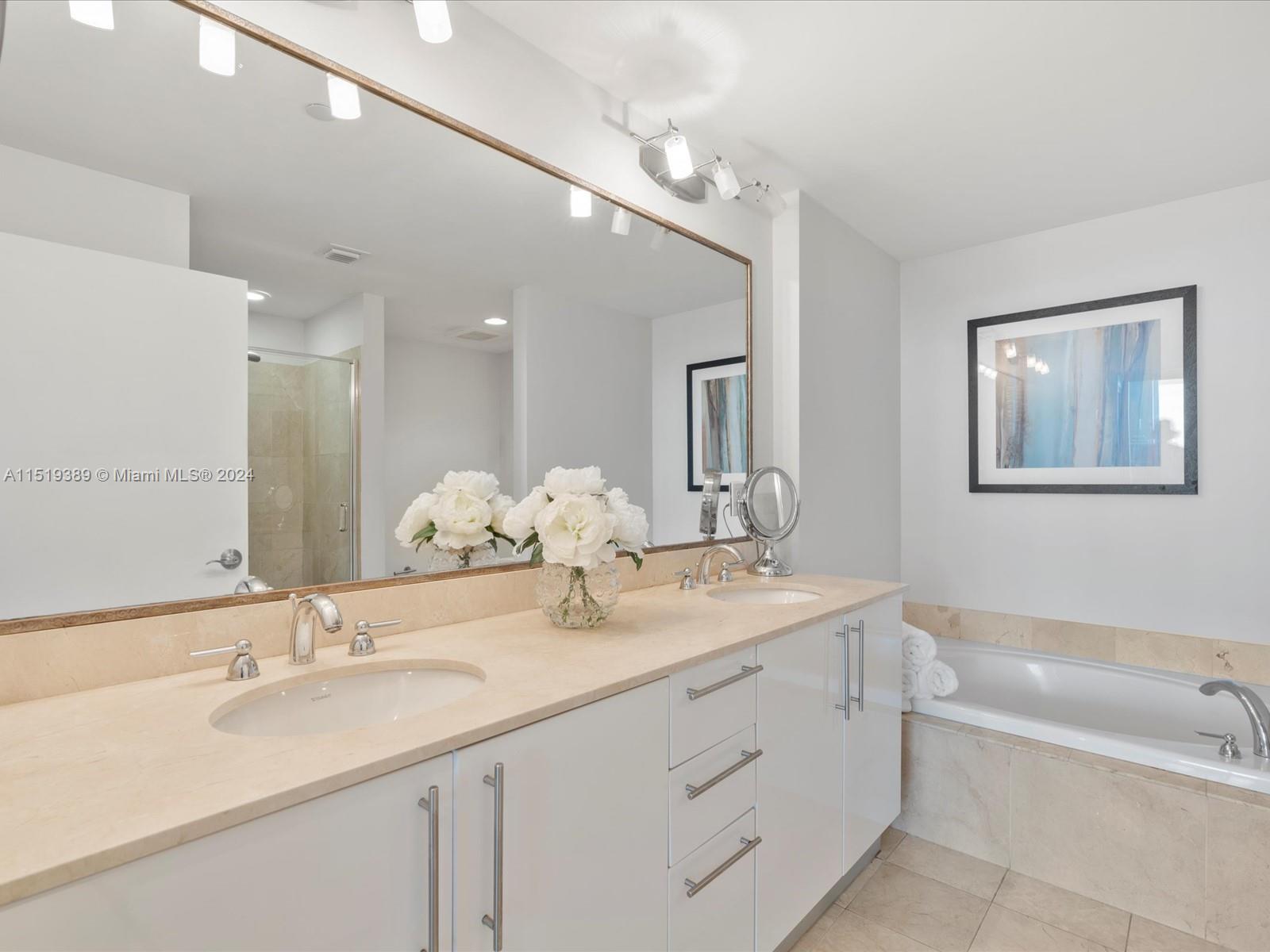 3330 190th St, Aventura, FL, 33180 United States, 3 Bedrooms Bedrooms, ,3 BathroomsBathrooms,Residential,For Sale,190th St,A11519389