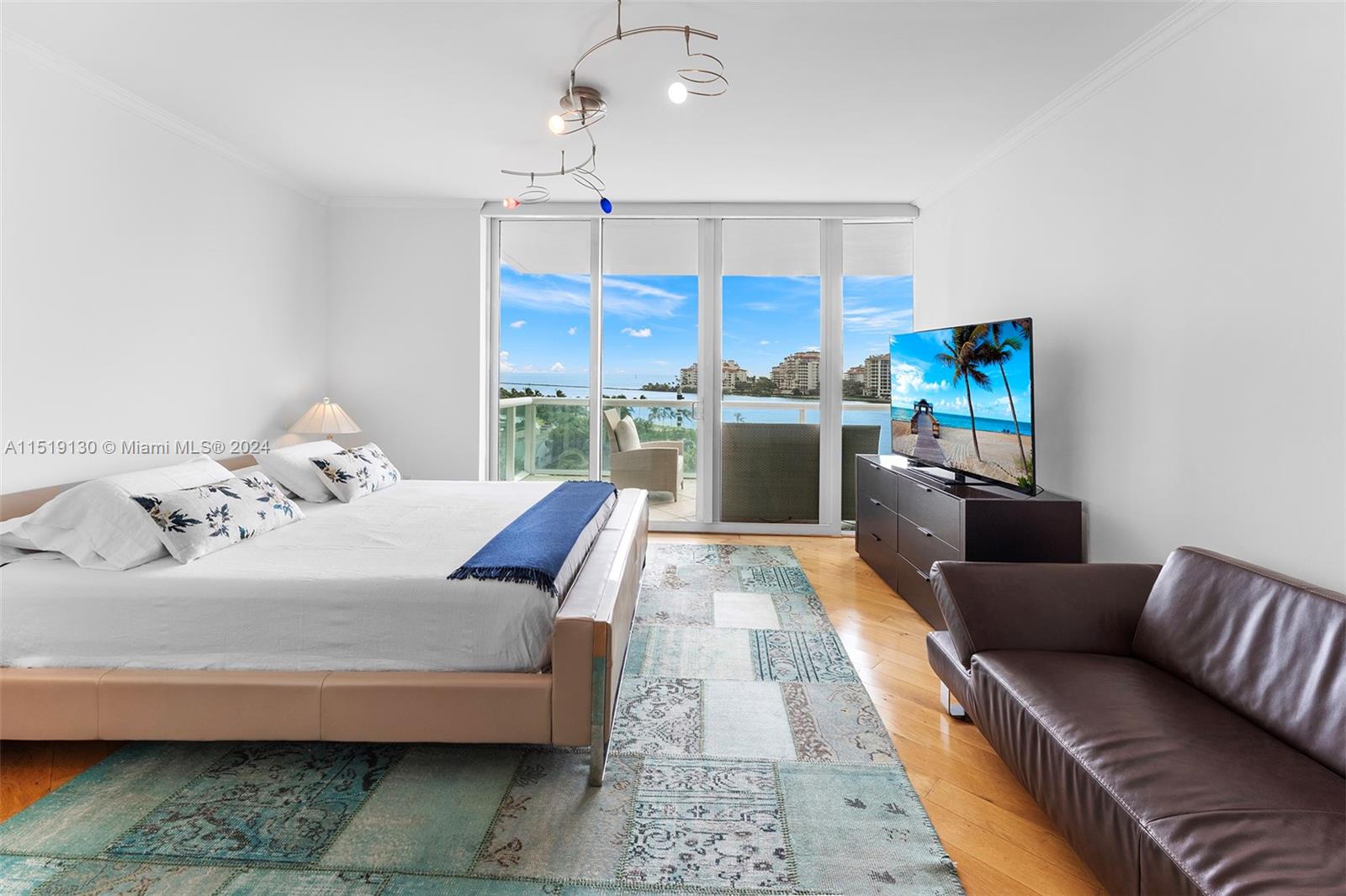 1000 S Pointe Dr 704, Miami Beach, Florida 33139, 3 Bedrooms Bedrooms, ,3 BathroomsBathrooms,Residential,For Sale,1000 S Pointe Dr 704,A11519130