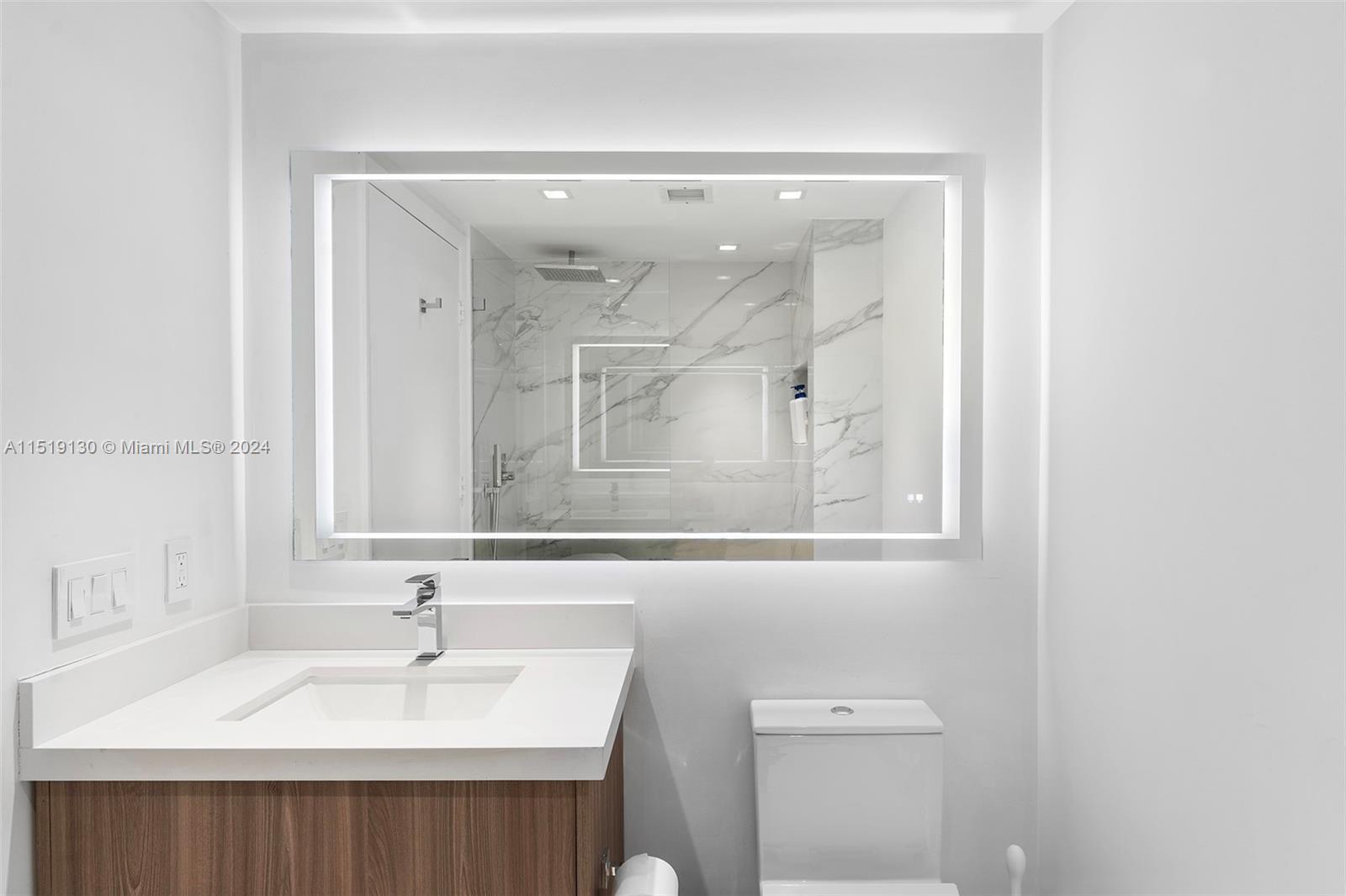 1000 S Pointe Dr 704, Miami Beach, Florida 33139, 3 Bedrooms Bedrooms, ,3 BathroomsBathrooms,Residential,For Sale,1000 S Pointe Dr 704,A11519130