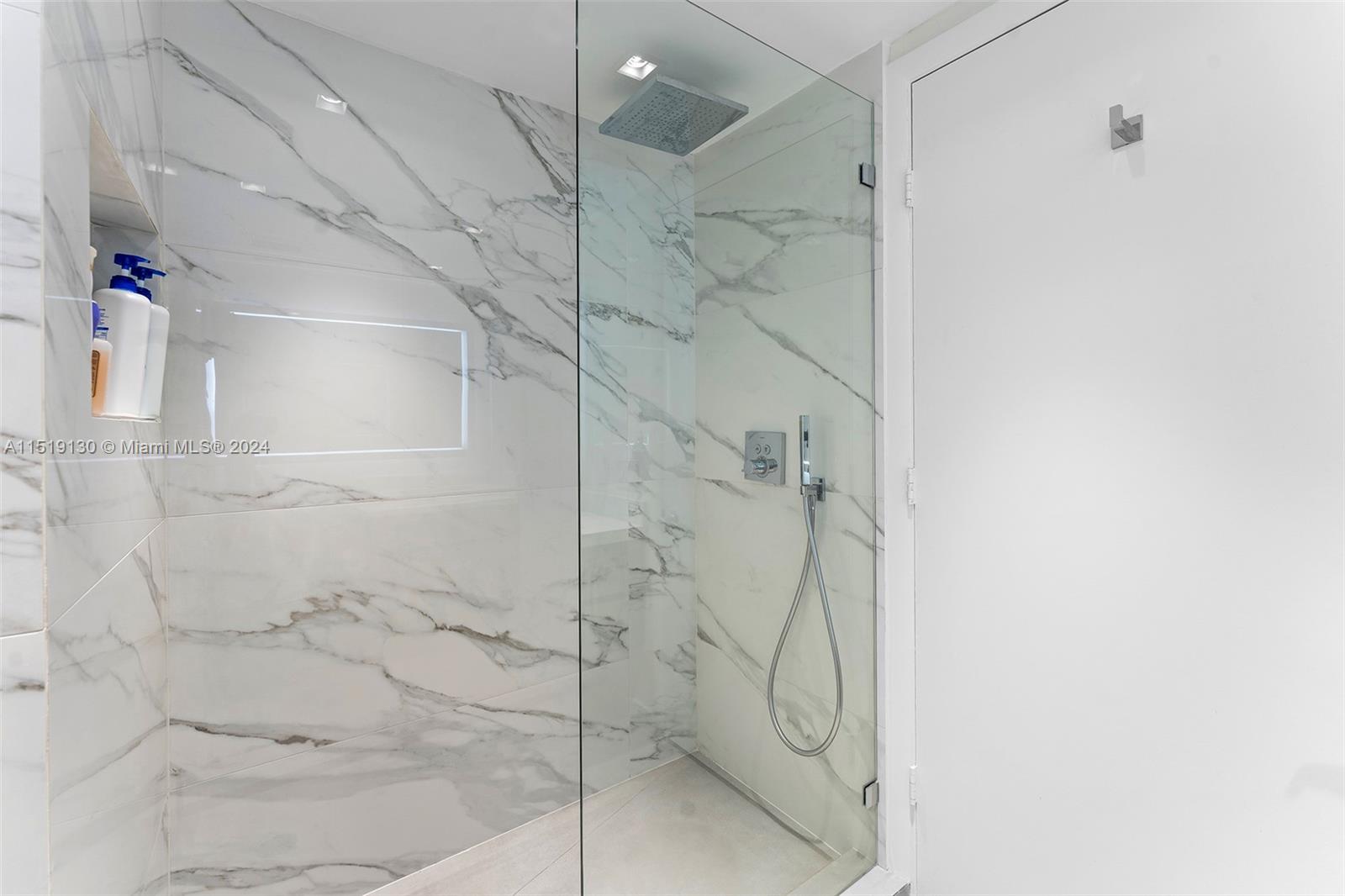 1000 Pointe Dr, Miami Beach, FL, 33139 United States, 3 Bedrooms Bedrooms, ,3 BathroomsBathrooms,Residential,For Sale,Pointe Dr,A11519130