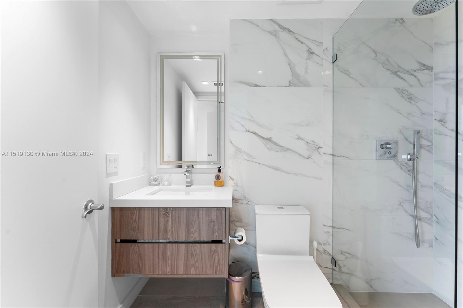 1000 S Pointe Dr 704, Miami Beach, Florida 33139, 3 Bedrooms Bedrooms, ,3 BathroomsBathrooms,Residential,For Sale,1000 S Pointe Dr 704,A11519130