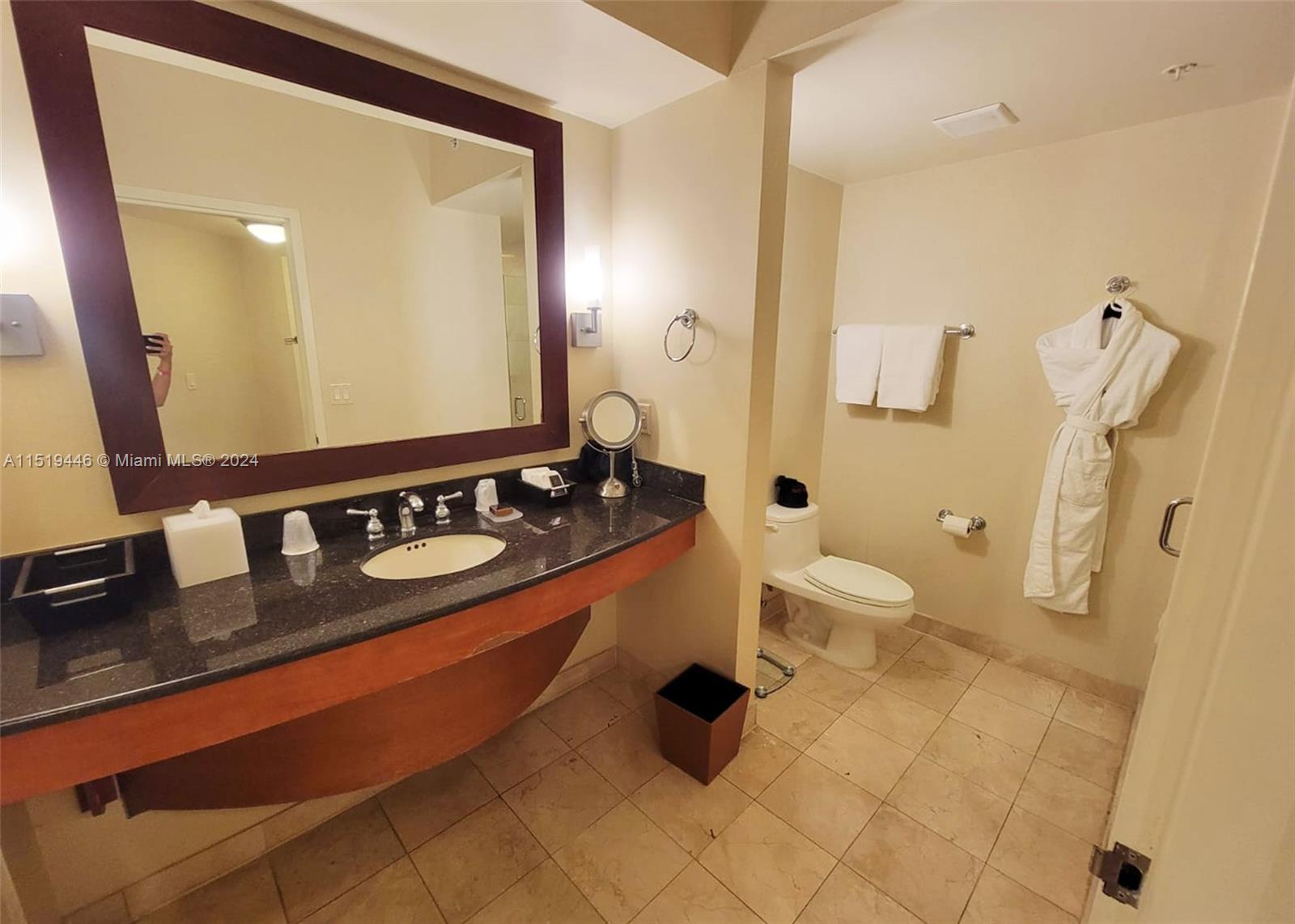 18001 Collins Ave, Sunny Isles Beach, FL, 33160 United States, ,1 BathroomBathrooms,Residential,For Sale,Collins Ave,A11519446