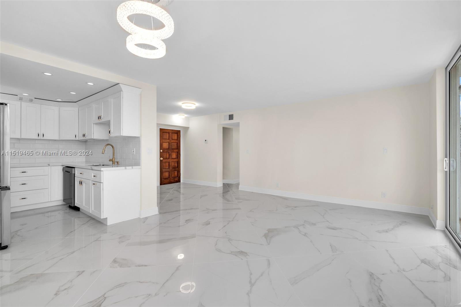 430 Golden Isles Dr 605, Hallandale Beach, Florida 33009, 2 Bedrooms Bedrooms, ,2 BathroomsBathrooms,Residential,For Sale,430 Golden Isles Dr 605,A11519465