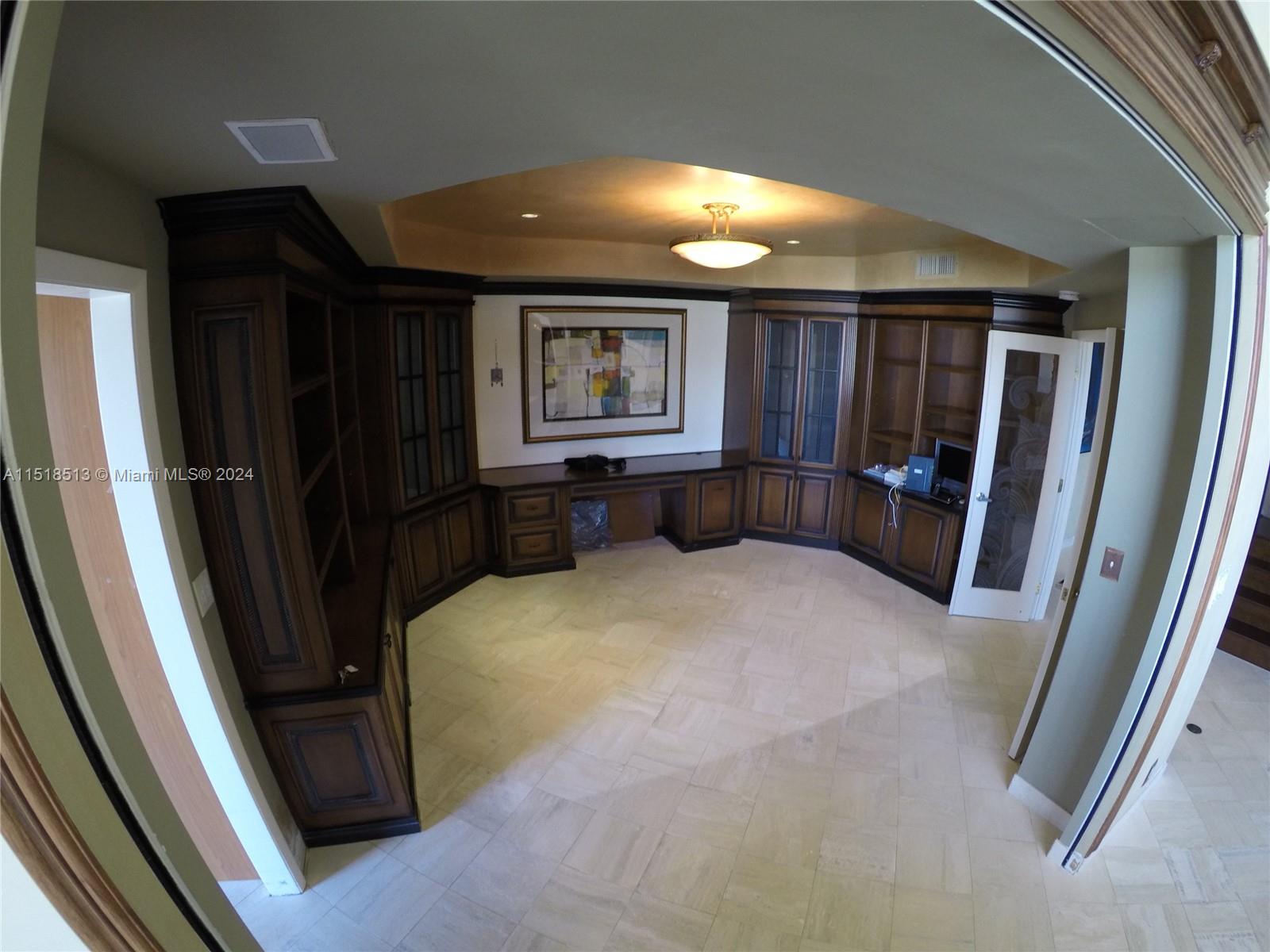 can be used for dining room or office