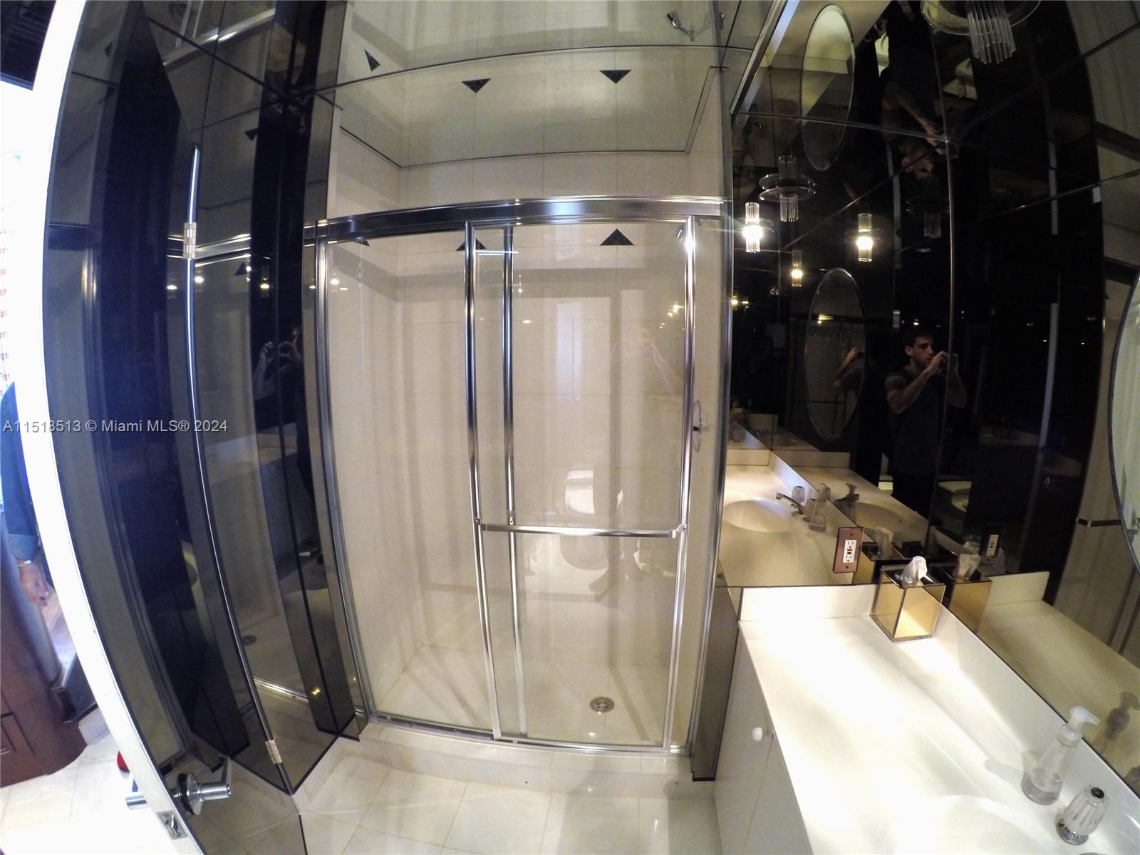 20185 E Country Club Dr TS-9, Aventura, Florida 33180, 3 Bedrooms Bedrooms, ,3 BathroomsBathrooms,Residential,For Sale,20185 E Country Club Dr TS-9,A11518513