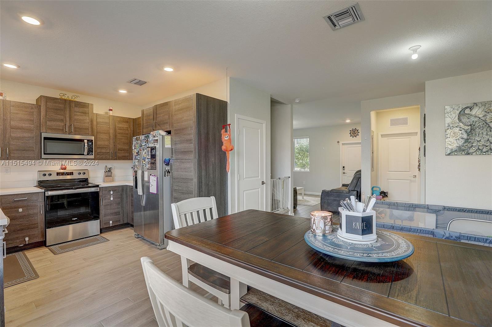 2461 SE 10th Ct, Homestead, Florida 33035, 3 Bedrooms Bedrooms, ,2 BathroomsBathrooms,Residential,For Sale,2461 SE 10th Ct,A11515494