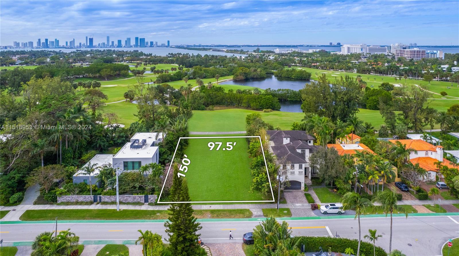 2924  Prairie Ave  For Sale A11518953, FL