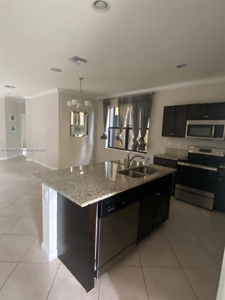 118 37th Ter, Homestead, FL, 33033 United States, 4 Bedrooms Bedrooms, ,3 BathroomsBathrooms,Residential,For Sale,37th Ter,A11515657