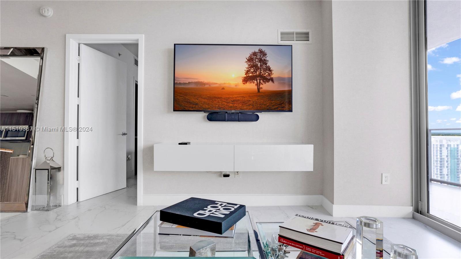 488 NE 18th St 4211, Miami, Florida 33132, 2 Bedrooms Bedrooms, ,3 BathroomsBathrooms,Residentiallease,For Rent,488 NE 18th St 4211,A11519367