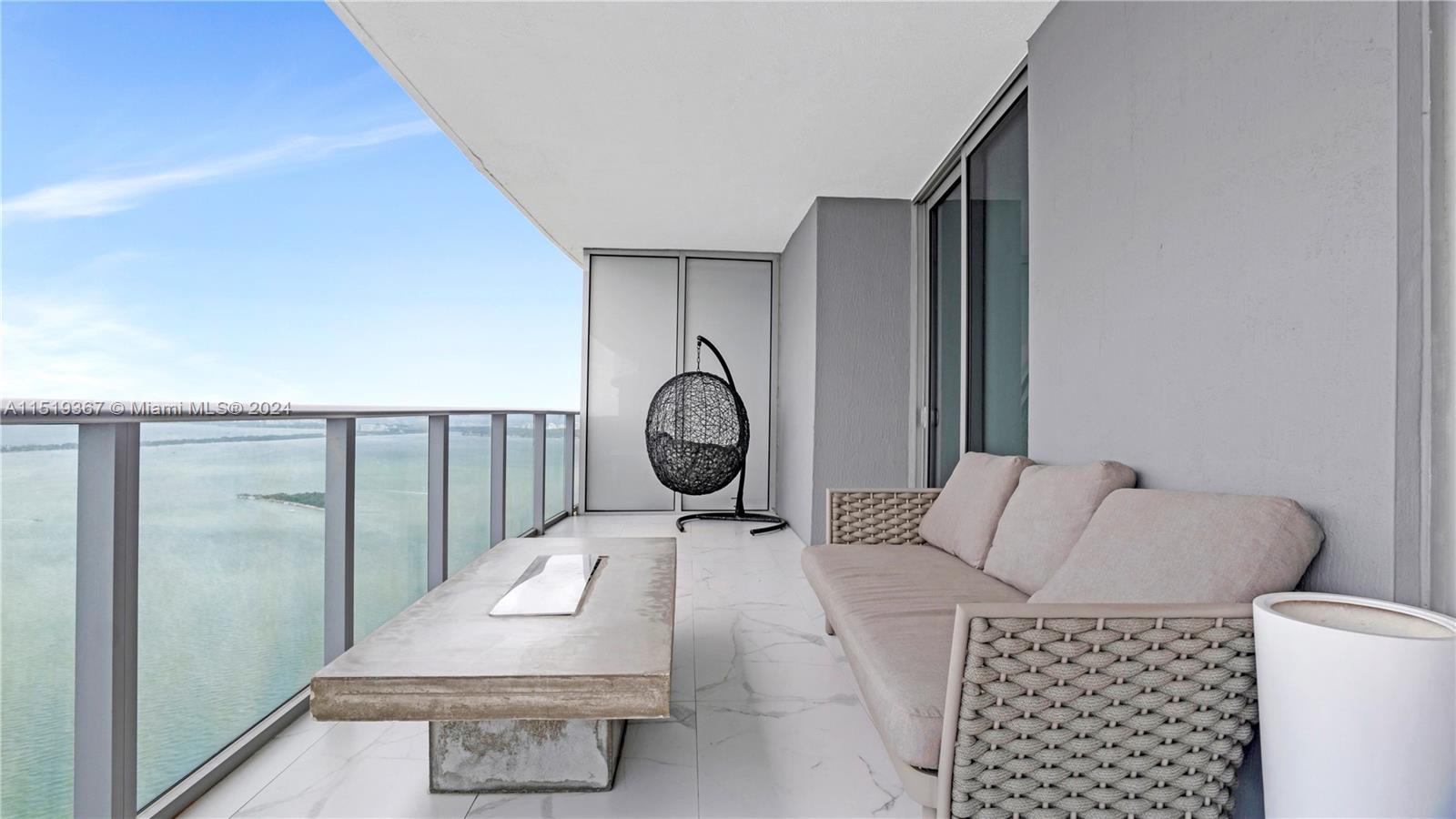 488 NE 18th St 4211, Miami, Florida 33132, 2 Bedrooms Bedrooms, ,3 BathroomsBathrooms,Residentiallease,For Rent,488 NE 18th St 4211,A11519367