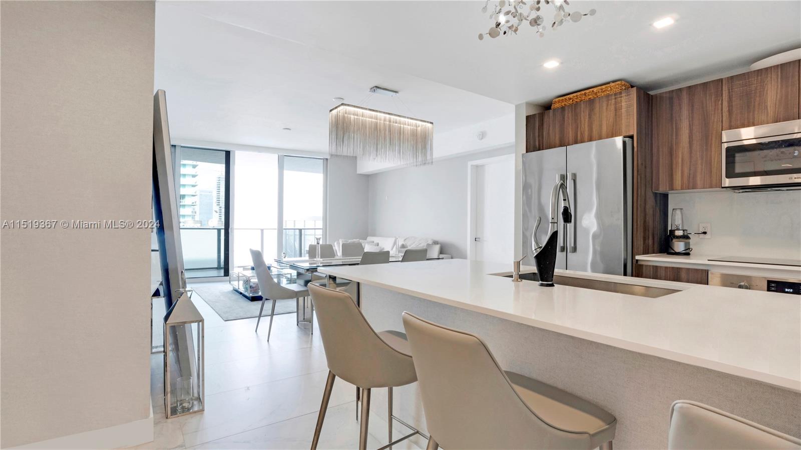 488 NE 18th St 4211, Miami, Florida 33132, 2 Bedrooms Bedrooms, ,3 BathroomsBathrooms,Residentiallease,For Rent,488 NE 18th St 4211,A11519367