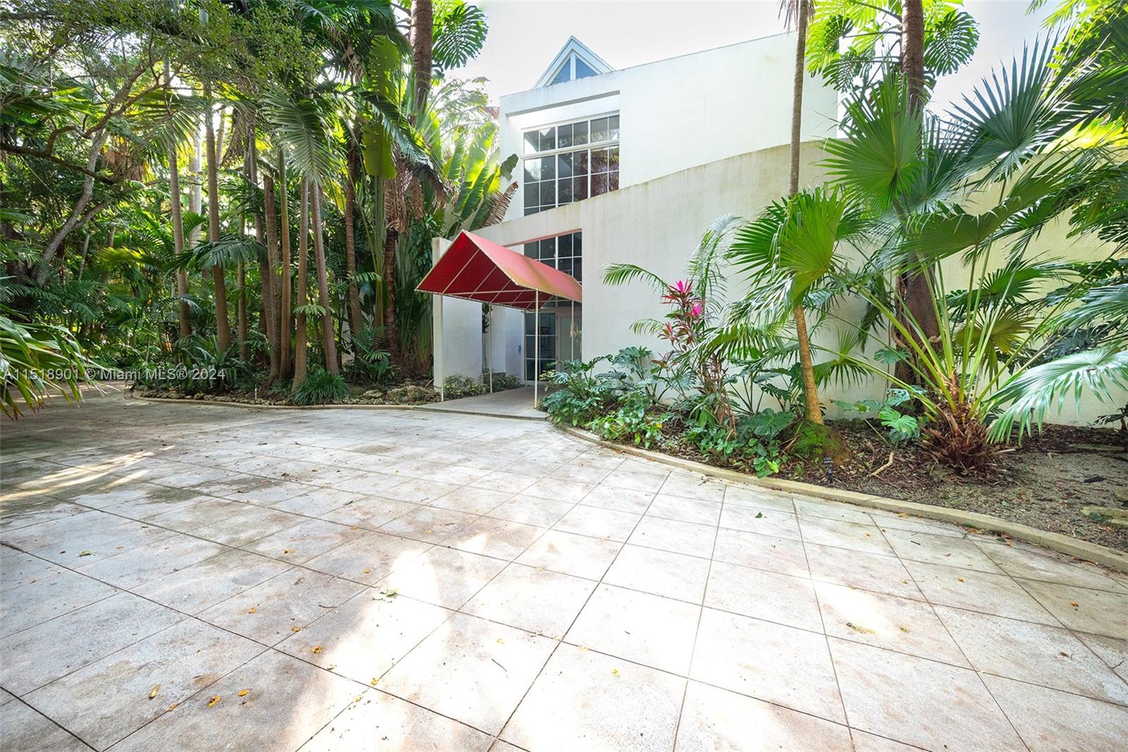 4994 Hammock Lake Dr, Coral Gables, FL, 33156 United States, 5 Bedrooms Bedrooms, ,5 BathroomsBathrooms,Residential,For Sale,Hammock Lake Dr,A11518901