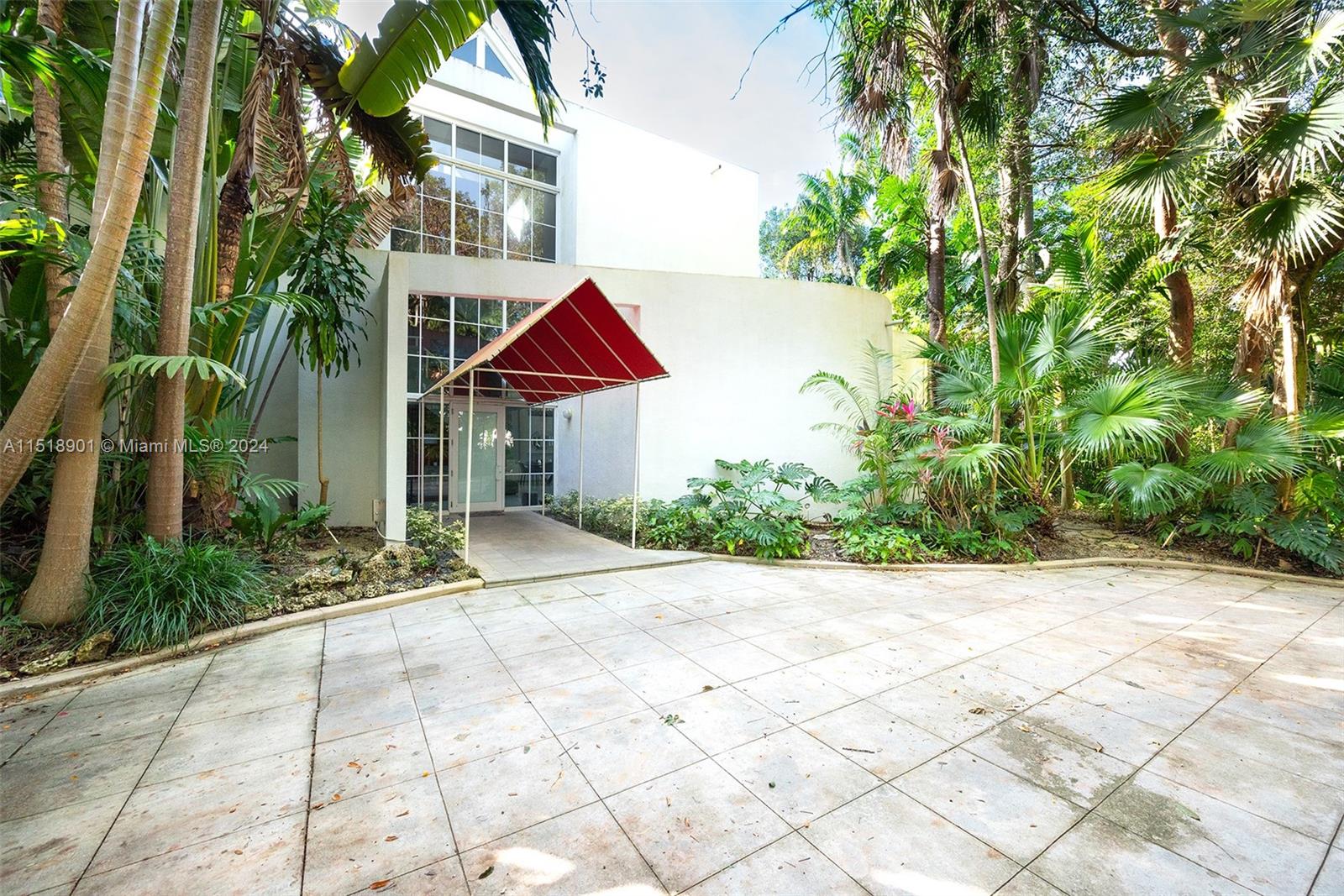 4994 Hammock Lake Dr, Coral Gables, FL, 33156 United States, 5 Bedrooms Bedrooms, ,5 BathroomsBathrooms,Residential,For Sale,Hammock Lake Dr,A11518901