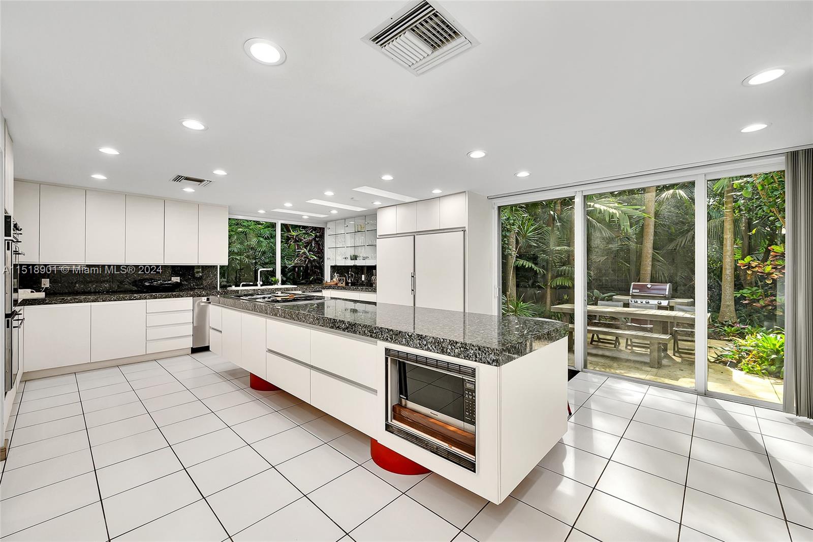 4994 Hammock Lake Dr, Coral Gables, FL, 33156 United States, 5 Bedrooms Bedrooms, ,5 BathroomsBathrooms,Residential,For Sale,Hammock Lake Dr,A11518901