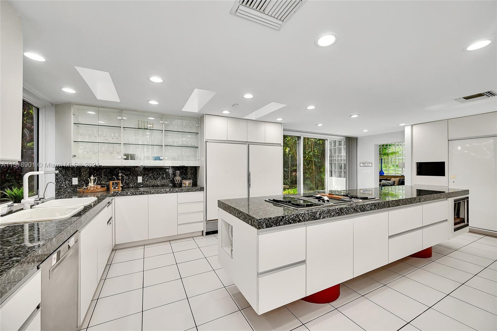 4994 Hammock Lake Dr, Coral Gables, FL, 33156 United States, 5 Bedrooms Bedrooms, ,5 BathroomsBathrooms,Residential,For Sale,Hammock Lake Dr,A11518901