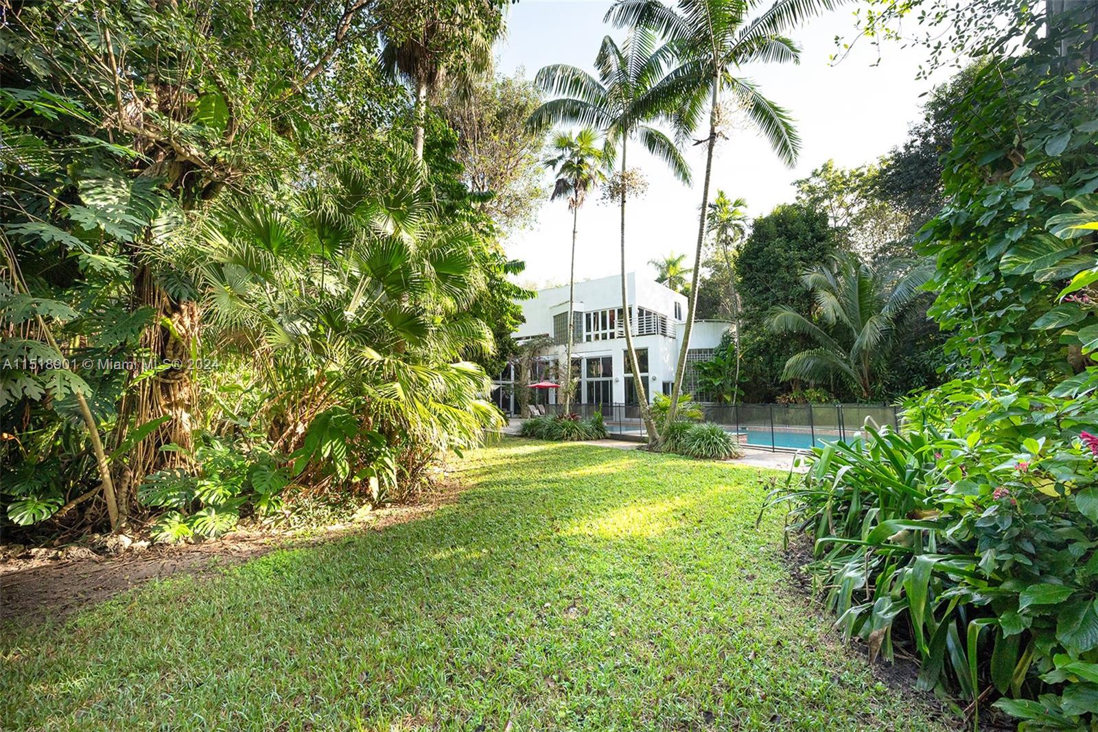 4994 Hammock Lake Dr, Coral Gables, FL, 33156 United States, 5 Bedrooms Bedrooms, ,5 BathroomsBathrooms,Residential,For Sale,Hammock Lake Dr,A11518901