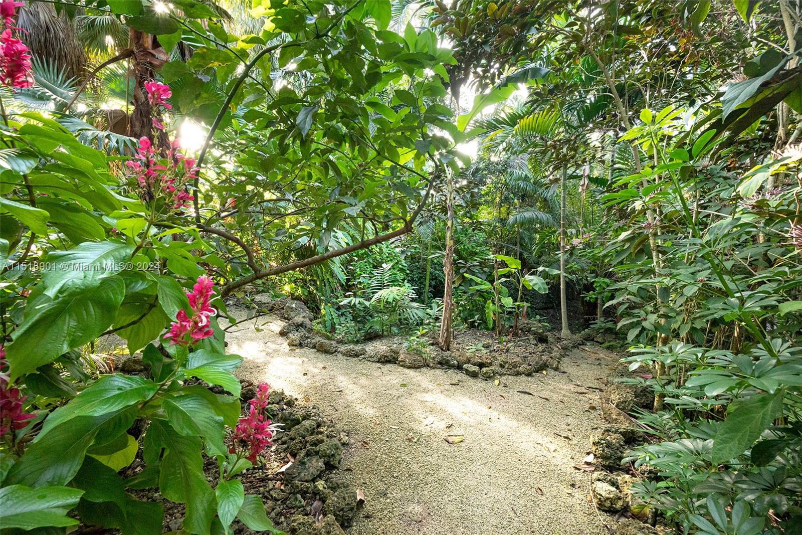 4994 Hammock Lake Dr, Coral Gables, FL, 33156 United States, 5 Bedrooms Bedrooms, ,5 BathroomsBathrooms,Residential,For Sale,Hammock Lake Dr,A11518901