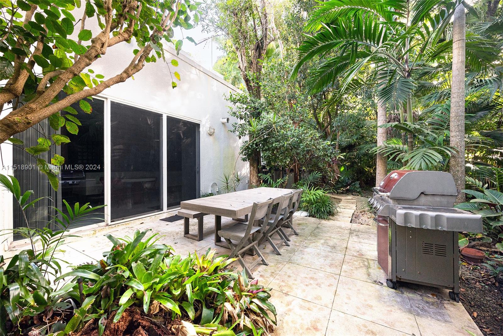 4994 Hammock Lake Dr, Coral Gables, FL, 33156 United States, 5 Bedrooms Bedrooms, ,5 BathroomsBathrooms,Residential,For Sale,Hammock Lake Dr,A11518901