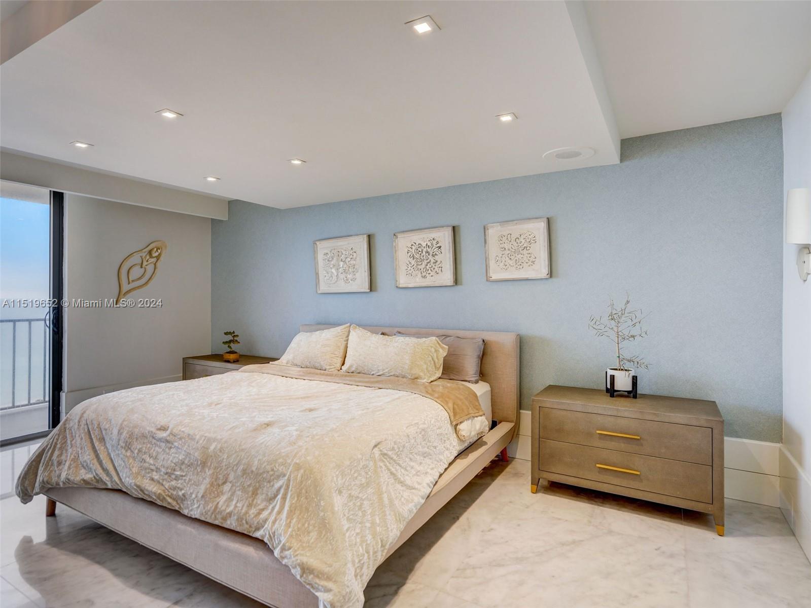 2625 Collins Ave 1106, Miami Beach, Florida 33140, 3 Bedrooms Bedrooms, ,4 BathroomsBathrooms,Residential,For Sale,2625 Collins Ave 1106,A11519652