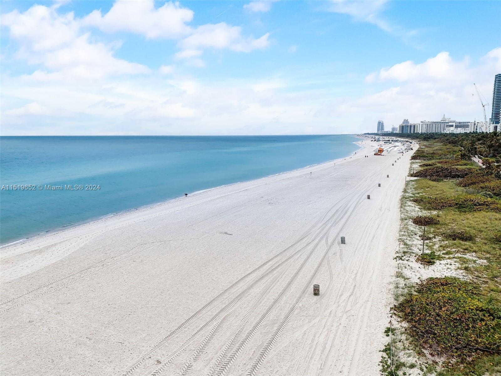 2625 Collins Ave 1106, Miami Beach, Florida 33140, 3 Bedrooms Bedrooms, ,4 BathroomsBathrooms,Residential,For Sale,2625 Collins Ave 1106,A11519652