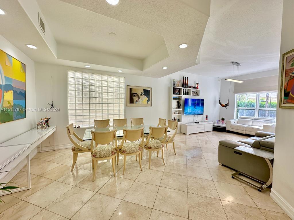 21236 NE 32nd Pl, Aventura, Florida 33180, 5 Bedrooms Bedrooms, ,4 BathroomsBathrooms,Residentiallease,For Rent,21236 NE 32nd Pl,A11518797