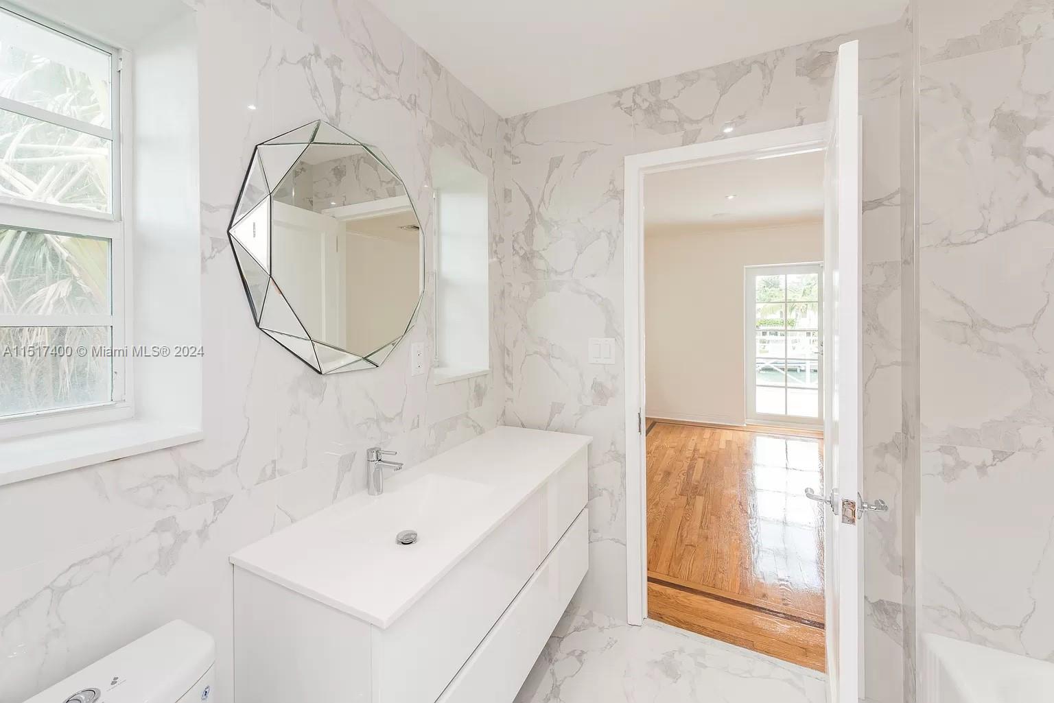 1431 22 ST, Miami Beach, FL, 33140 United States, 5 Bedrooms Bedrooms, ,4 BathroomsBathrooms,Residential,For Sale,22 ST,A11517400
