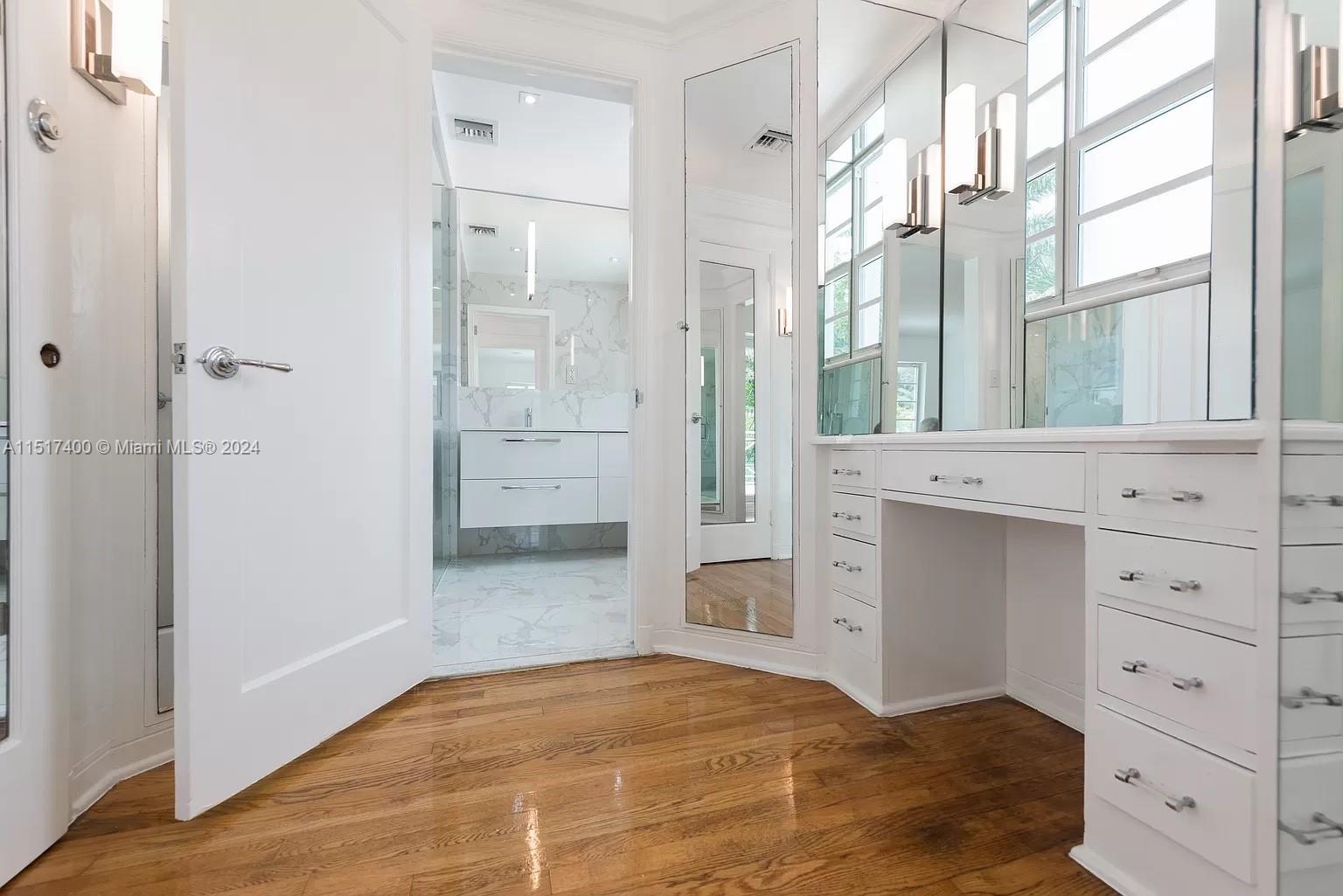 1431 22 ST, Miami Beach, FL, 33140 United States, 5 Bedrooms Bedrooms, ,4 BathroomsBathrooms,Residential,For Sale,22 ST,A11517400