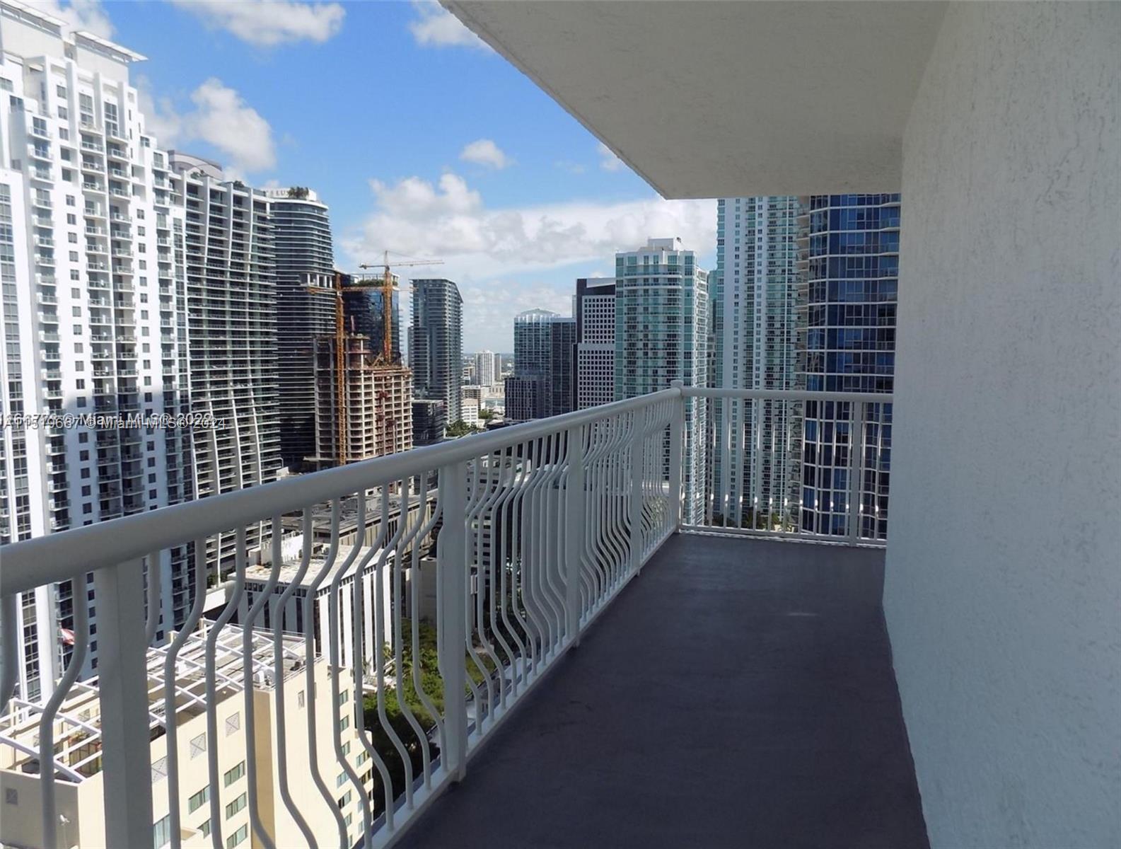 1200 Brickell Bay Dr, Miami, FL, 33131 United States, 3 Bedrooms Bedrooms, ,2 BathroomsBathrooms,Residential,For Sale,Brickell Bay Dr,A11519667