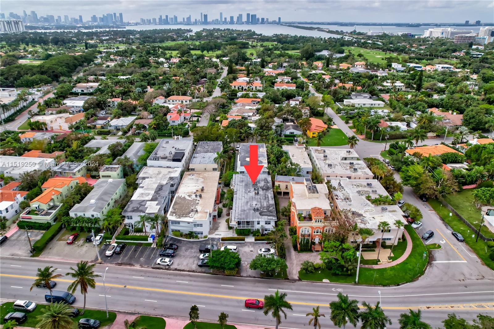 2858 Pine Tree Dr 7, Miami Beach, Florida 33140, 1 Bedroom Bedrooms, ,1 BathroomBathrooms,Residential,For Sale,2858 Pine Tree Dr 7,A11519250