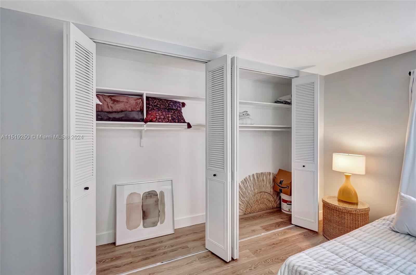 2858 Pine Tree Dr 7, Miami Beach, Florida 33140, 1 Bedroom Bedrooms, ,1 BathroomBathrooms,Residential,For Sale,2858 Pine Tree Dr 7,A11519250