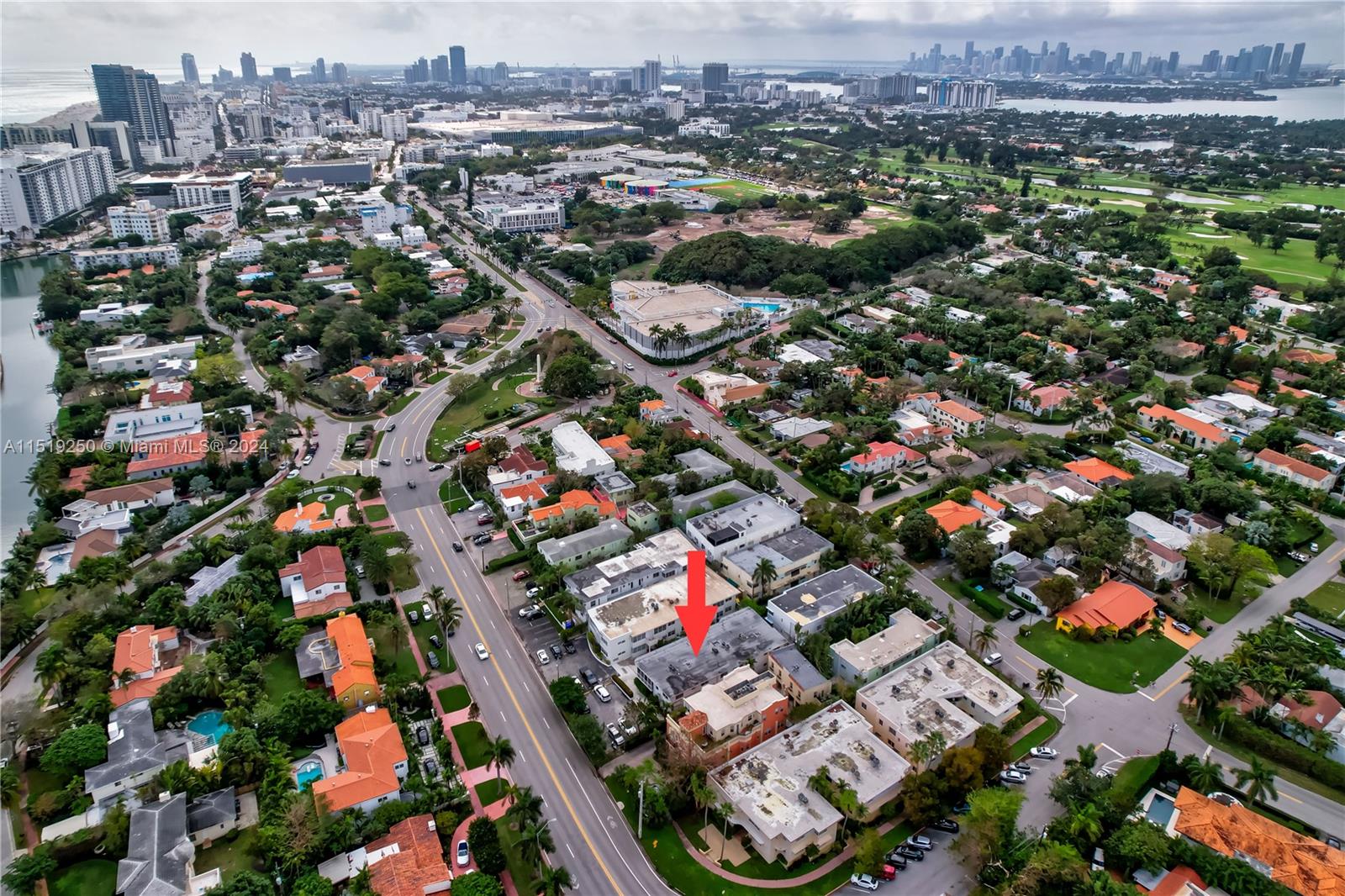 2858 Pine Tree Dr 7, Miami Beach, Florida 33140, 1 Bedroom Bedrooms, ,1 BathroomBathrooms,Residential,For Sale,2858 Pine Tree Dr 7,A11519250