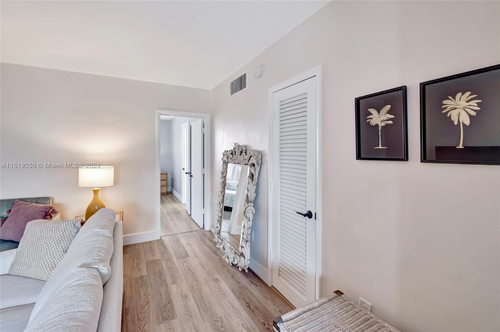 2858 Pine Tree Dr 7, Miami Beach, Florida 33140, 1 Bedroom Bedrooms, ,1 BathroomBathrooms,Residential,For Sale,2858 Pine Tree Dr 7,A11519250