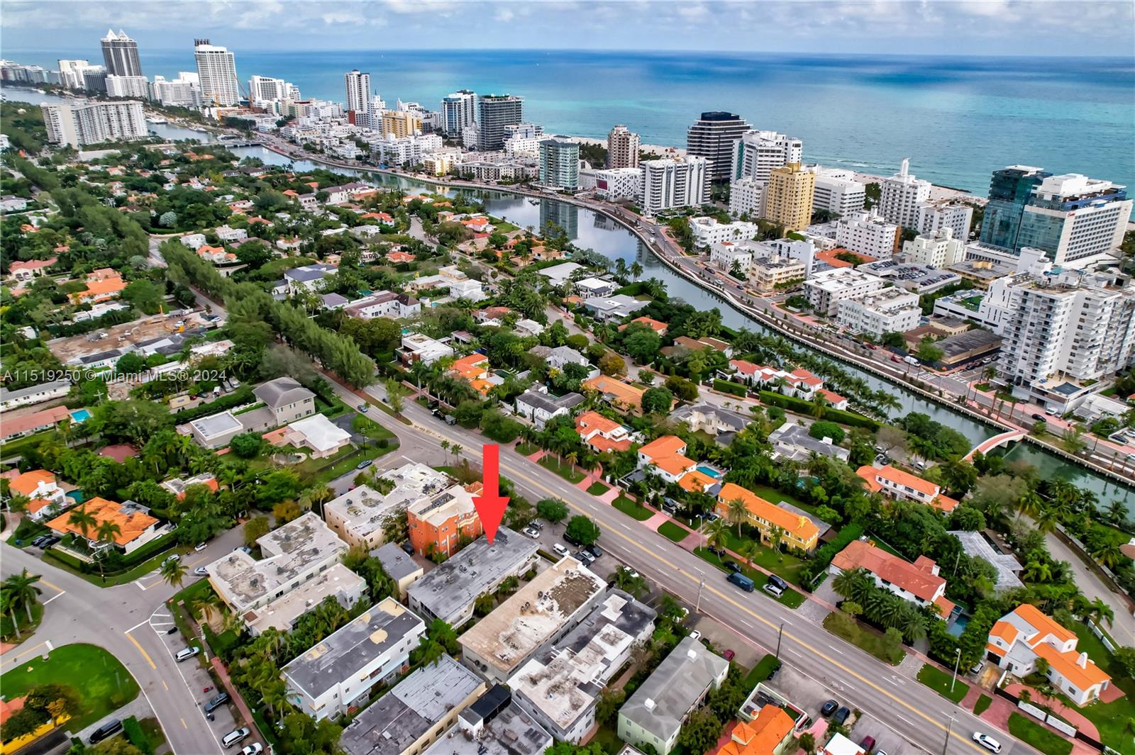 2858 Pine Tree Dr 7, Miami Beach, Florida 33140, 1 Bedroom Bedrooms, ,1 BathroomBathrooms,Residential,For Sale,2858 Pine Tree Dr 7,A11519250