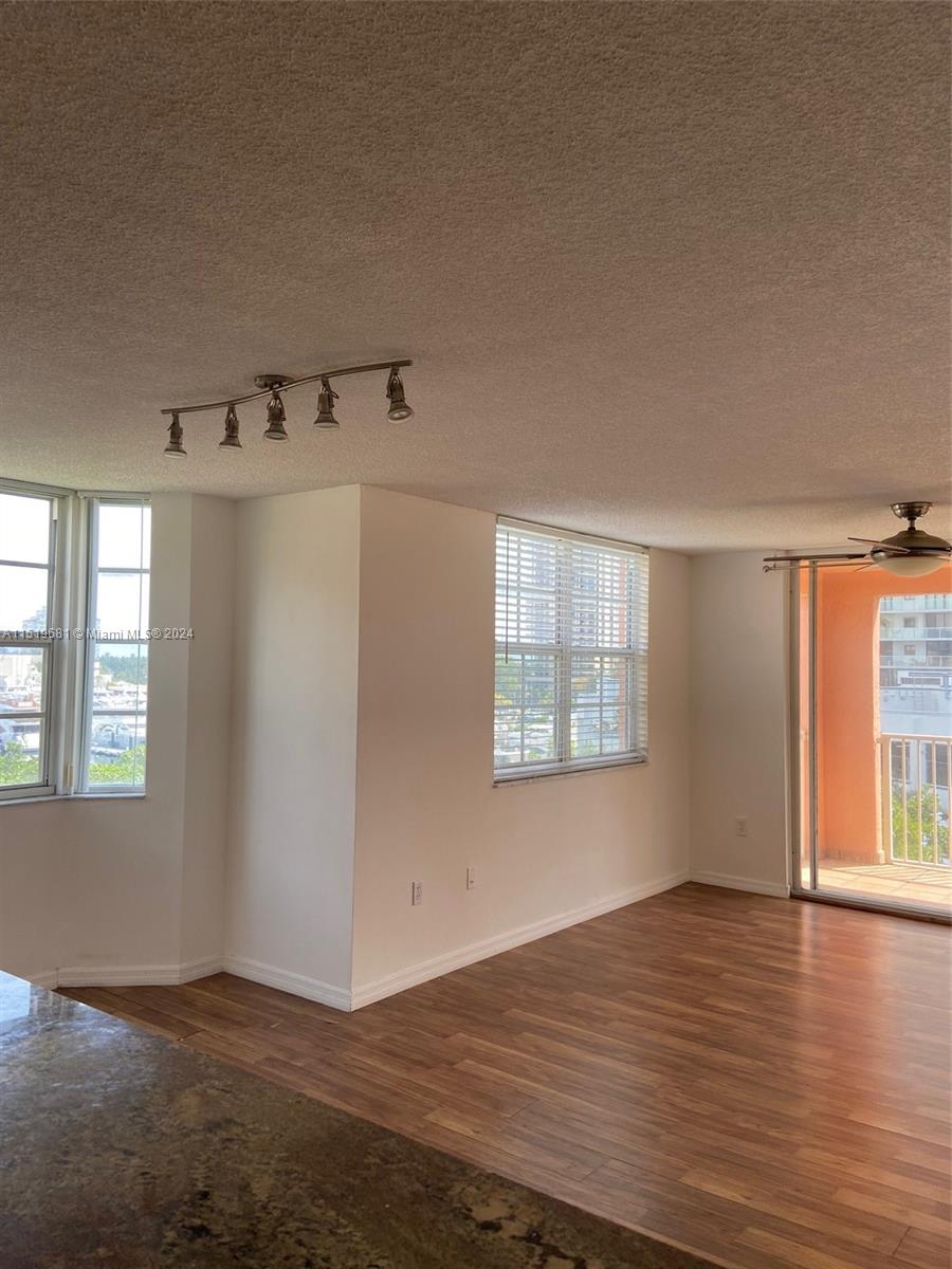 19555 E Country Club Dr 8501, Aventura, Florida 33180, 3 Bedrooms Bedrooms, ,2 BathroomsBathrooms,Residentiallease,For Rent,19555 E Country Club Dr 8501,A11519681