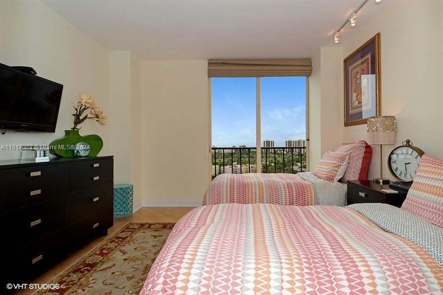 Aventura, Florida 33180, 2 Bedrooms Bedrooms, ,2 BathroomsBathrooms,Residential,For Sale,A11517033