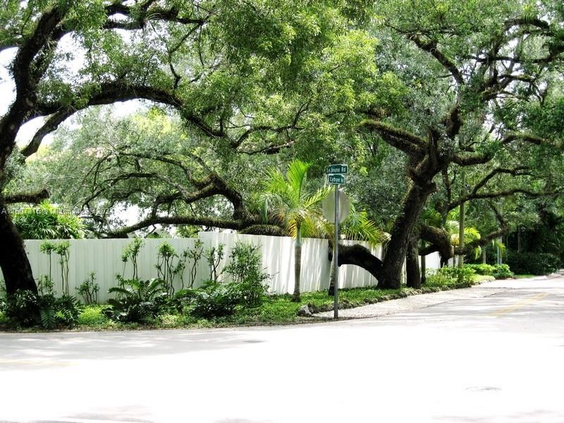 4191 Lybyer Ave, Coconut Grove, FL, 33133 United States, 5 Bedrooms Bedrooms, ,4 BathroomsBathrooms,Residential,For Sale,Lybyer Ave,A11507315