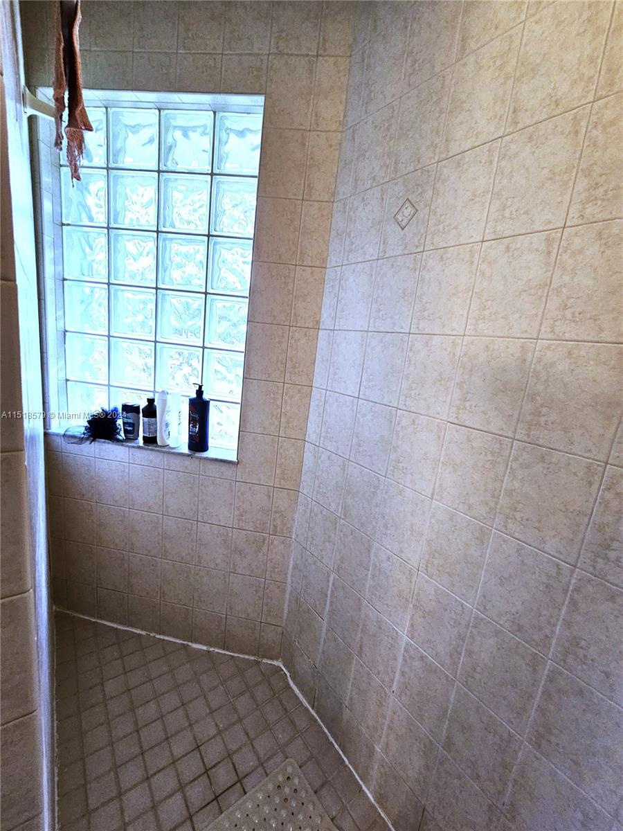 Separate Shower Enclosure