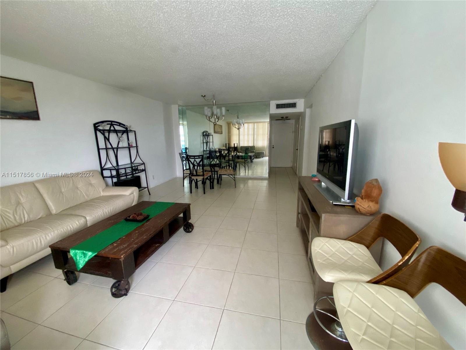 3725 Ocean Dr, Hollywood, FL, 33019 United States, 2 Bedrooms Bedrooms, ,2 BathroomsBathrooms,Residential,For Sale,Ocean Dr,A11517856