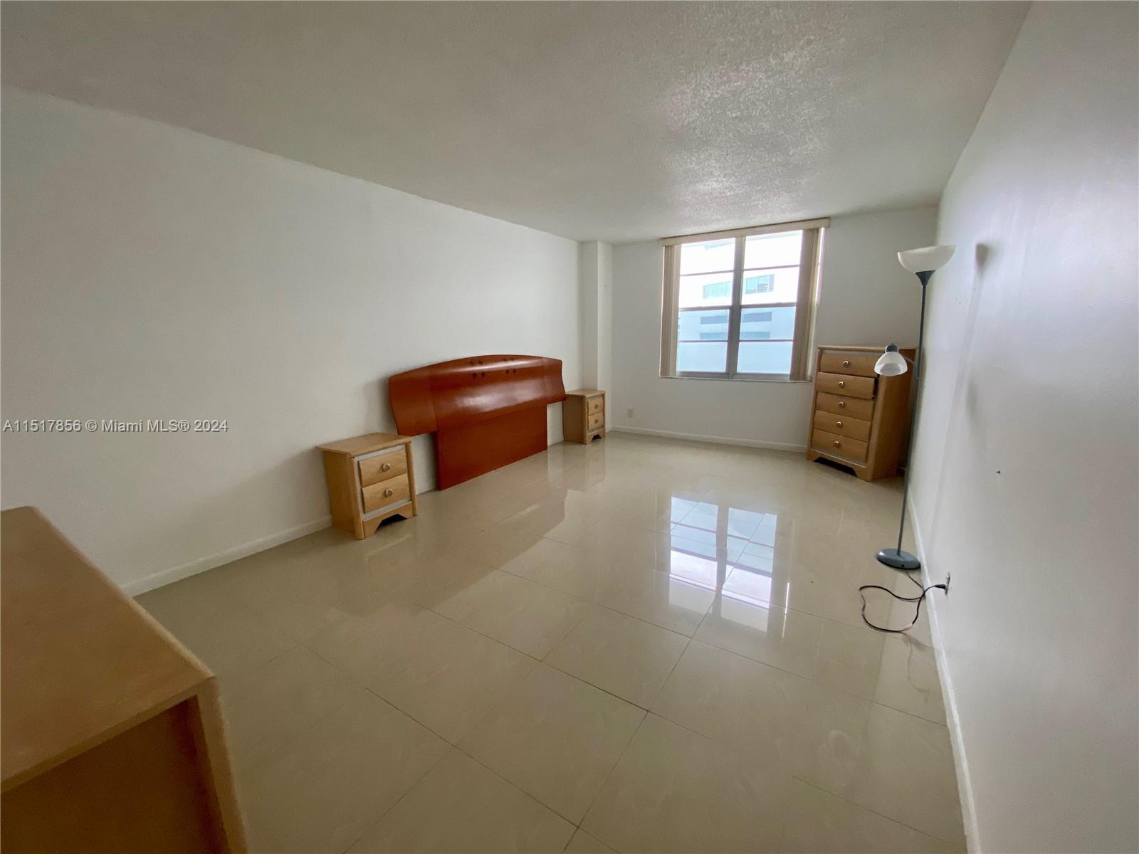 3725 Ocean Dr, Hollywood, FL, 33019 United States, 2 Bedrooms Bedrooms, ,2 BathroomsBathrooms,Residential,For Sale,Ocean Dr,A11517856