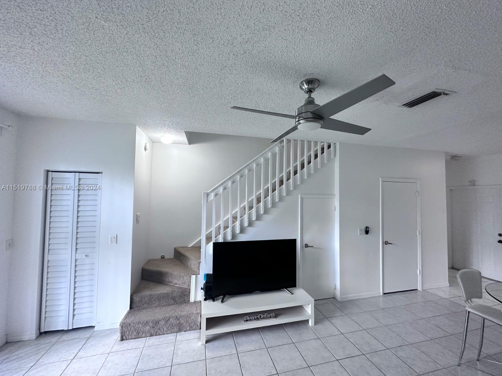 2078 Madeira Dr, Weston, Florida 33327, 2 Bedrooms Bedrooms, ,2 BathroomsBathrooms,Residential,For Sale,2078 Madeira Dr,A11519788