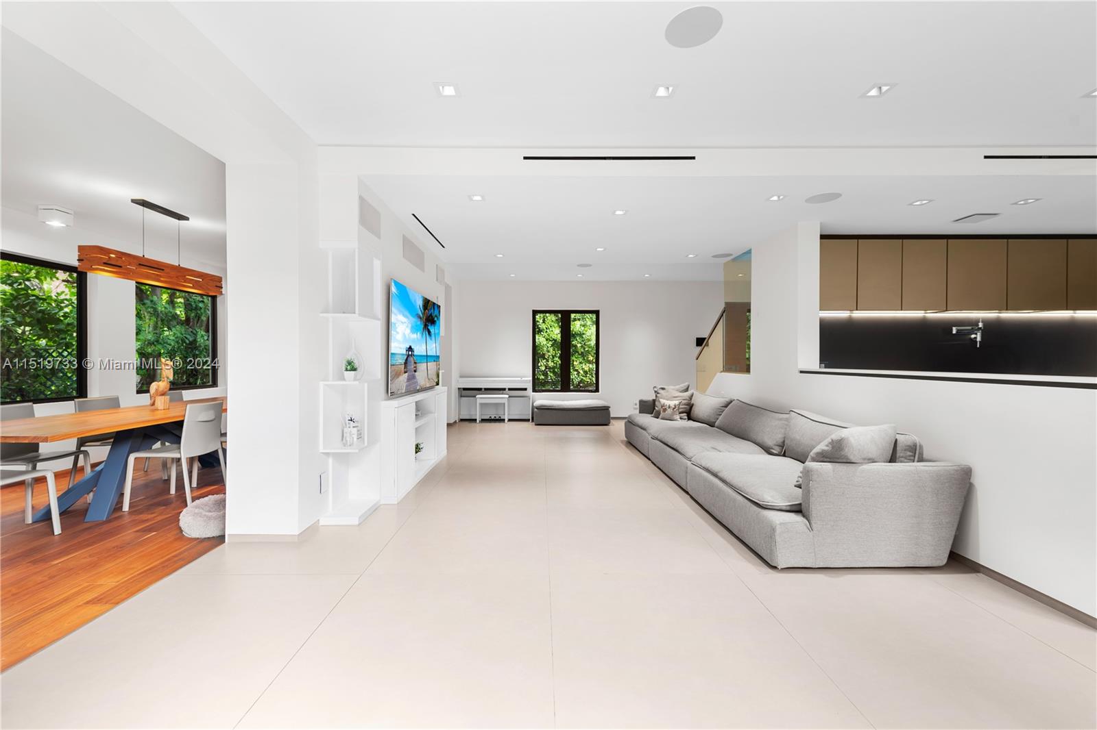 5146 Alton Rd, Miami Beach, FL, 33140 United States, 4 Bedrooms Bedrooms, ,4 BathroomsBathrooms,Residential,For Sale,Alton Rd,A11519733