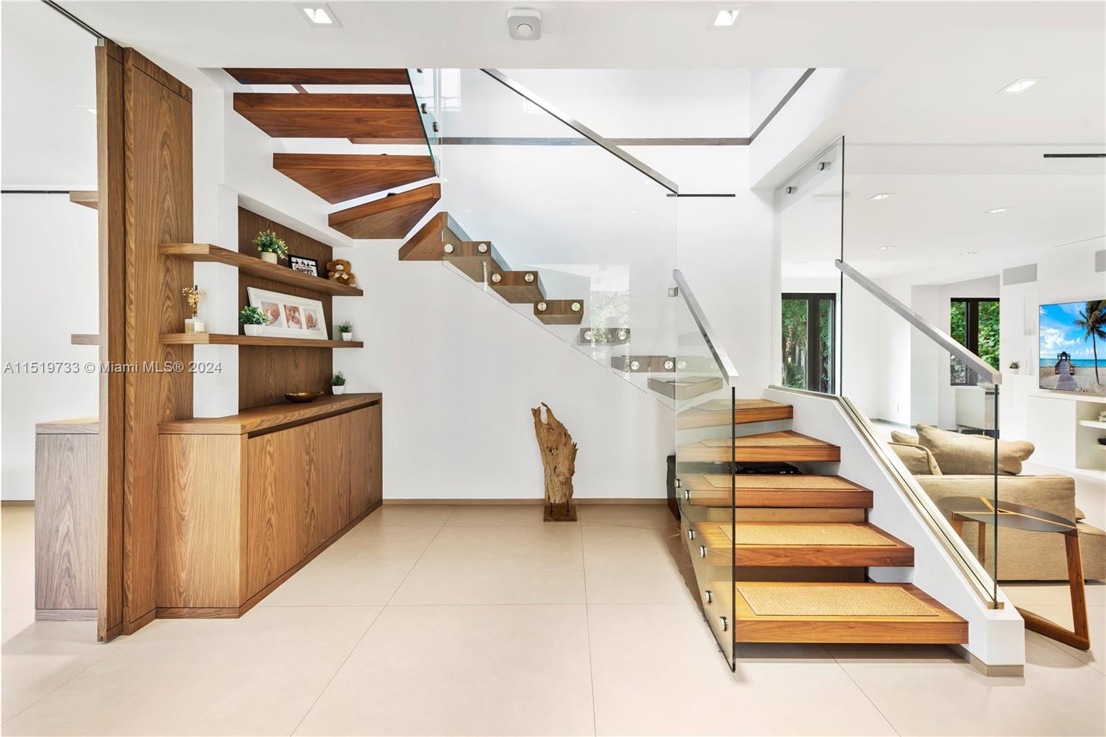 5146 Alton Rd, Miami Beach, FL, 33140 United States, 4 Bedrooms Bedrooms, ,4 BathroomsBathrooms,Residential,For Sale,Alton Rd,A11519733