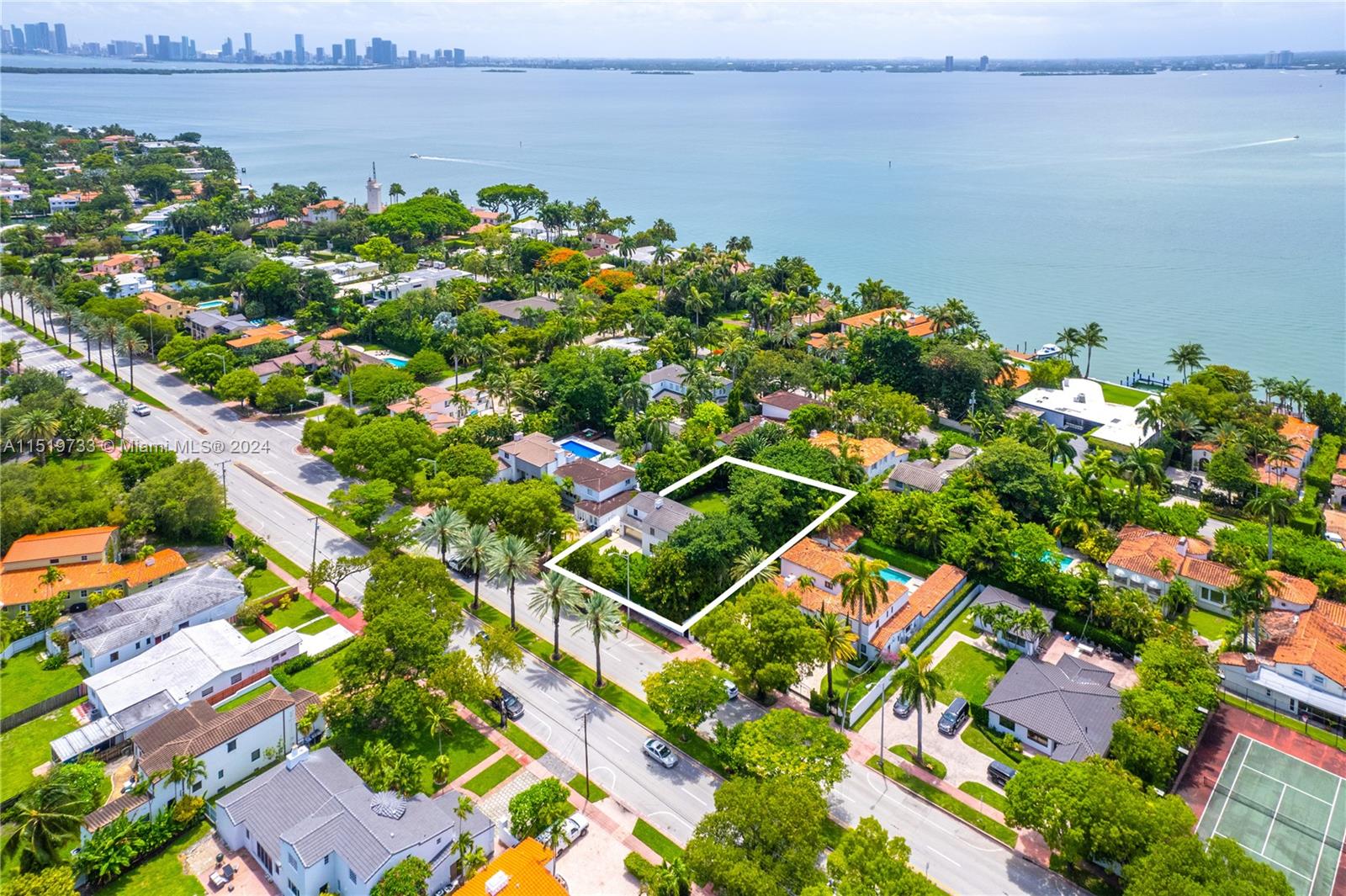 5146 Alton Rd, Miami Beach, FL, 33140 United States, 4 Bedrooms Bedrooms, ,4 BathroomsBathrooms,Residential,For Sale,Alton Rd,A11519733