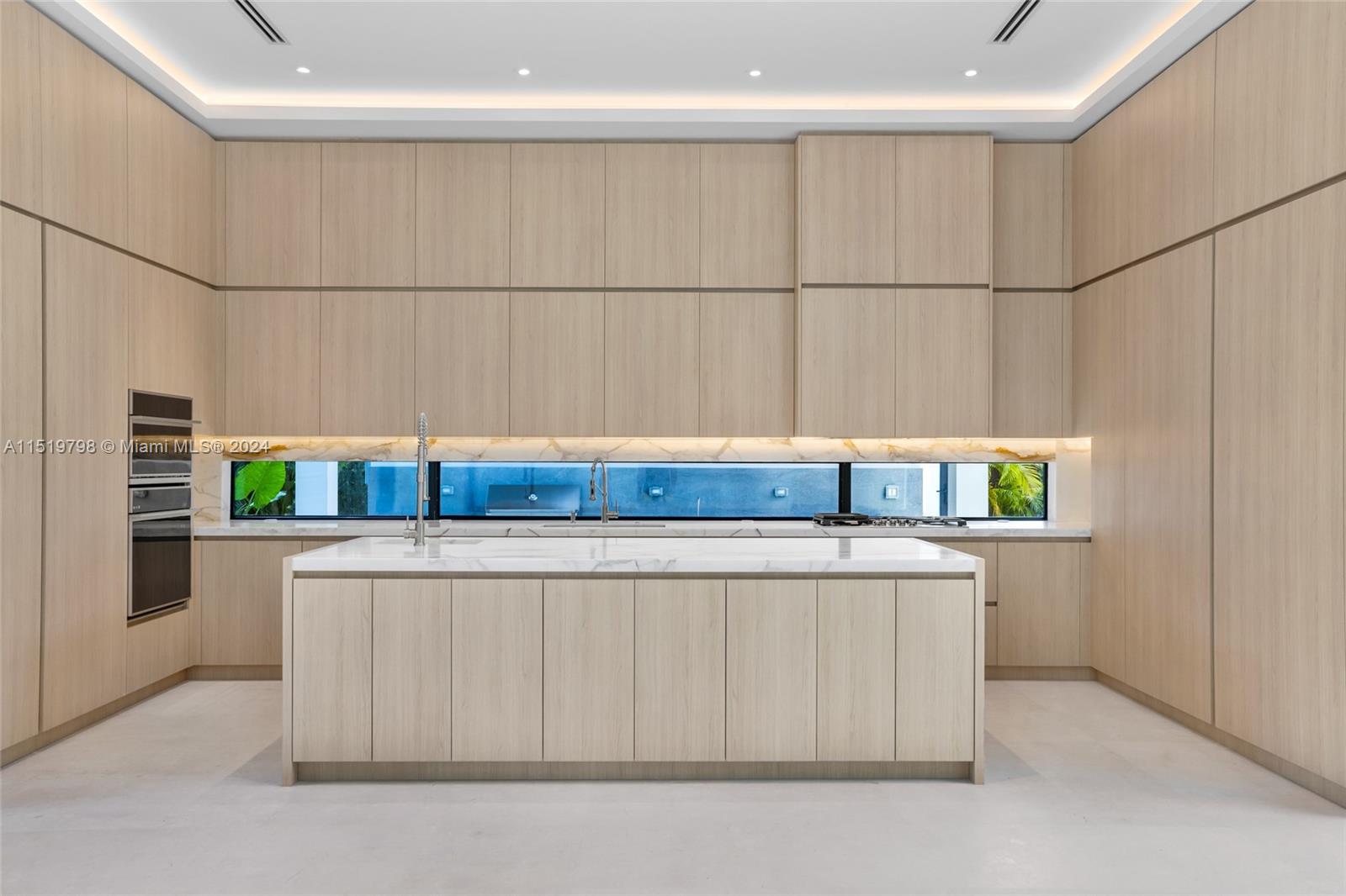 6445 102nd Ave, Miami, FL, 33173 United States, 7 Bedrooms Bedrooms, ,6 BathroomsBathrooms,Residential,For Sale,102nd Ave,A11519798