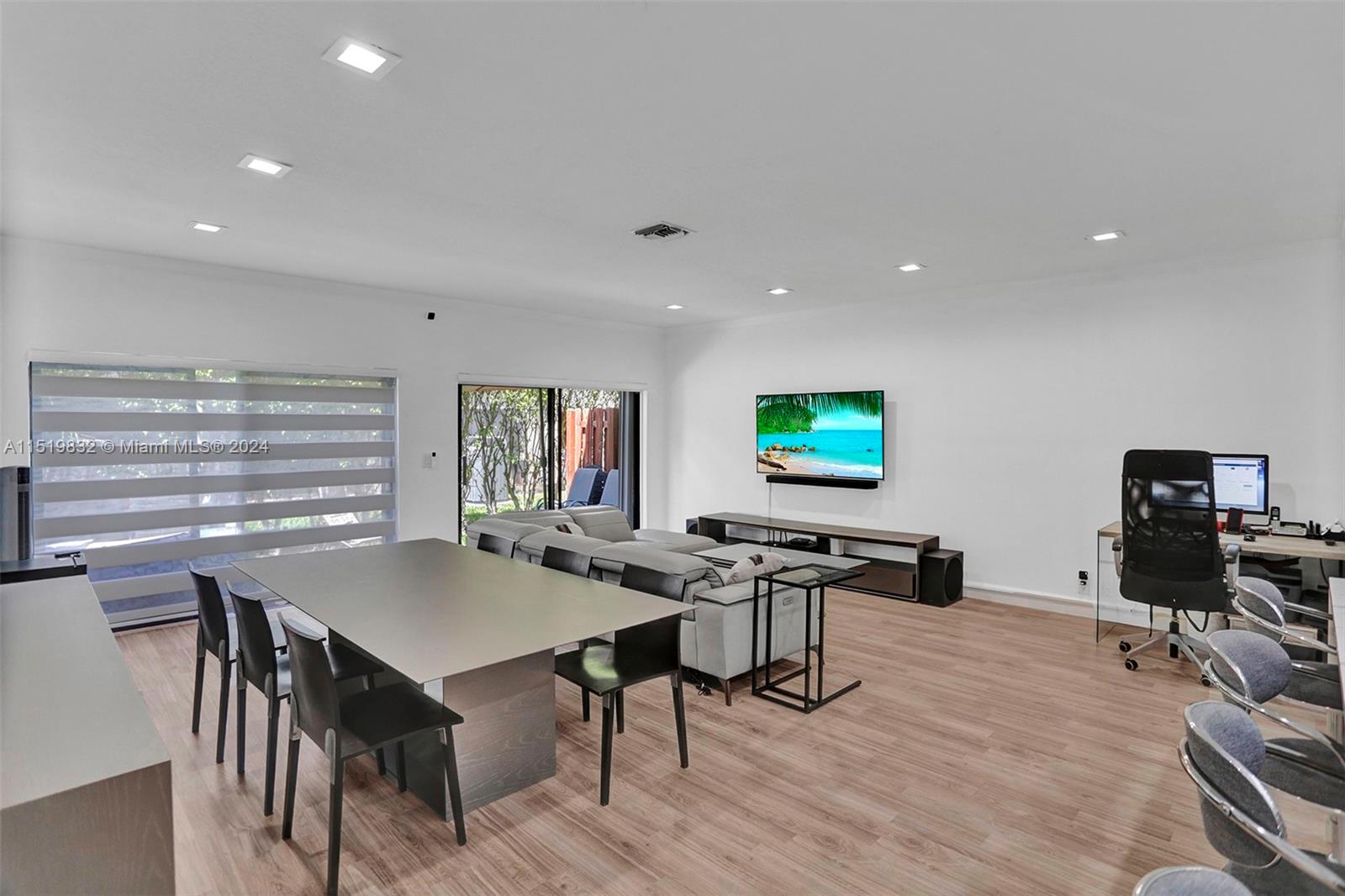 21150 Jib Ct J12, Aventura, Florida 33180, 2 Bedrooms Bedrooms, ,2 BathroomsBathrooms,Residential,For Sale,21150 Jib Ct J12,A11519832