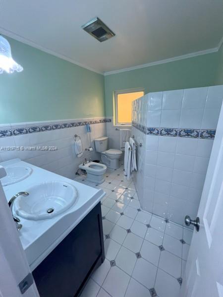 1212 Manati Ave, Coral Gables, FL, 33146 United States, 5 Bedrooms Bedrooms, ,4 BathroomsBathrooms,Residential,For Sale,Manati Ave,A11519715