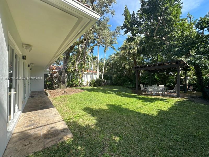 1212 Manati Ave, Coral Gables, FL, 33146 United States, 5 Bedrooms Bedrooms, ,4 BathroomsBathrooms,Residential,For Sale,Manati Ave,A11519715